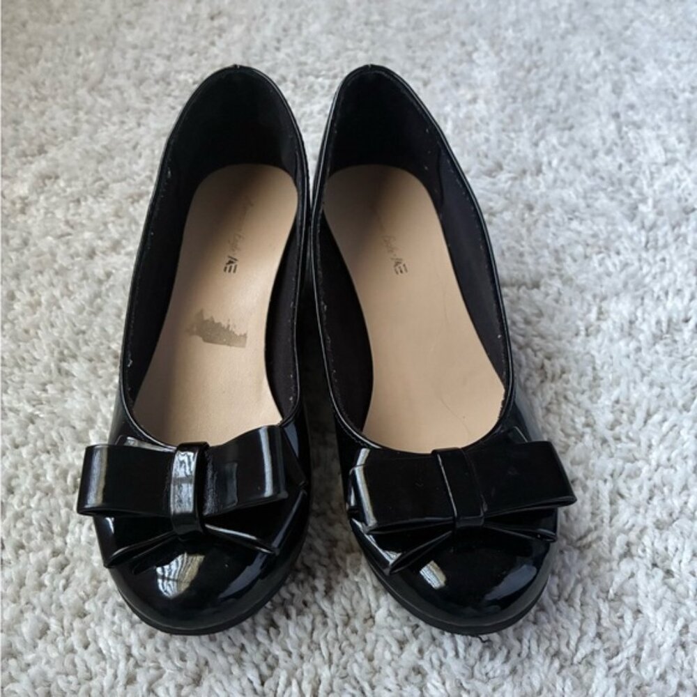 American Eagle Gorls Elegant Black Patent Bow Wedge